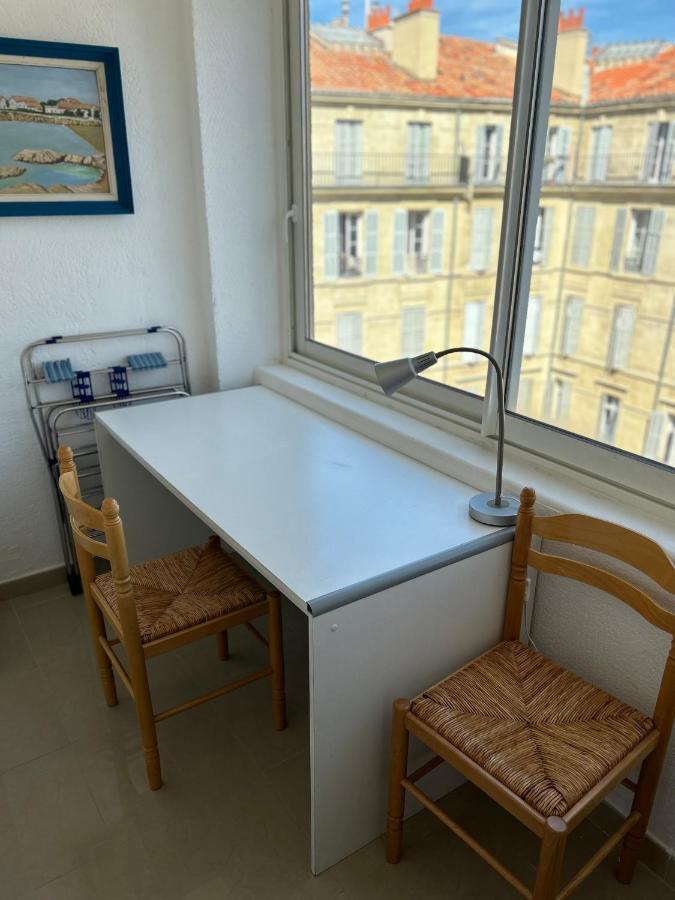 Celebre Vieux Port, Marseille Daire Dış mekan fotoğraf