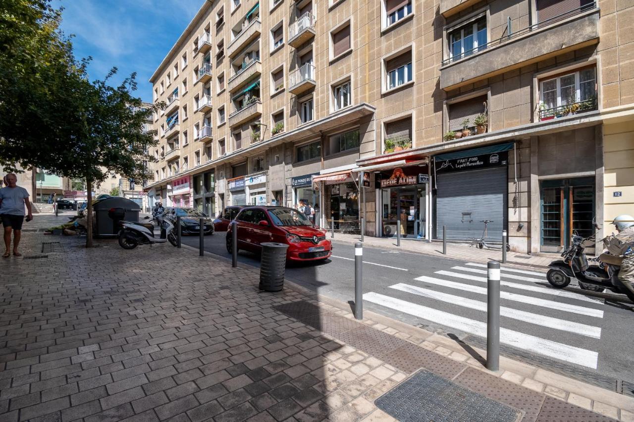 Celebre Vieux Port, Marseille Daire Dış mekan fotoğraf